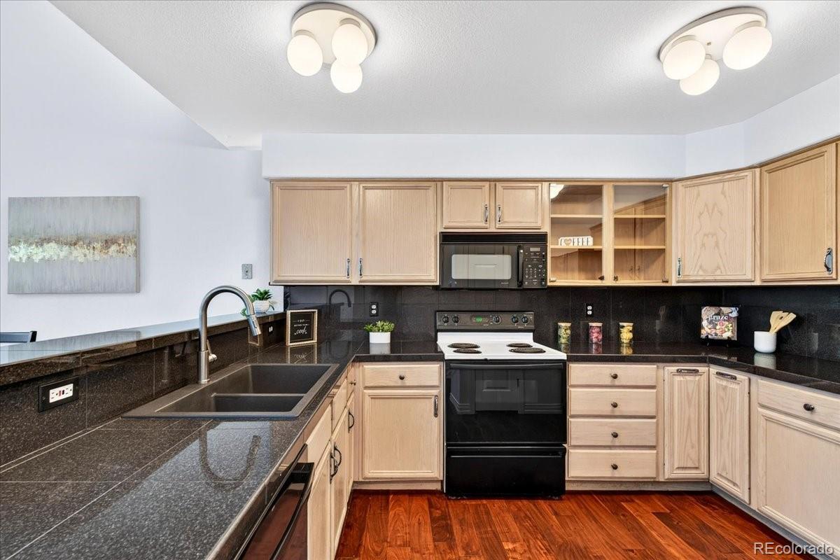 6450 West 44th Place, Unit A6 Wheat Ridge, CO 80033 - Photo 10 of 35