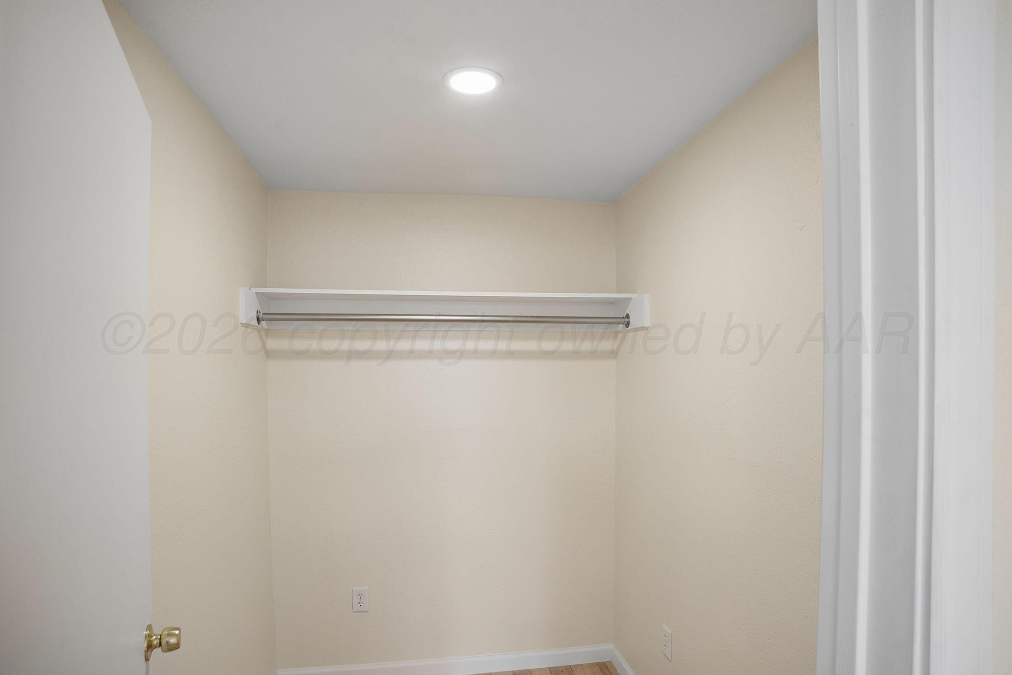 321 North Rider Street Pampa, TX 79065 - Photo 14 of 36 DSC_0737