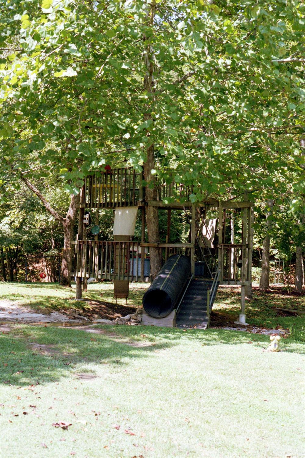 2925 Sand Hill Road Irvine, KY 40336 - Photo 25 of 31 Photo 25
