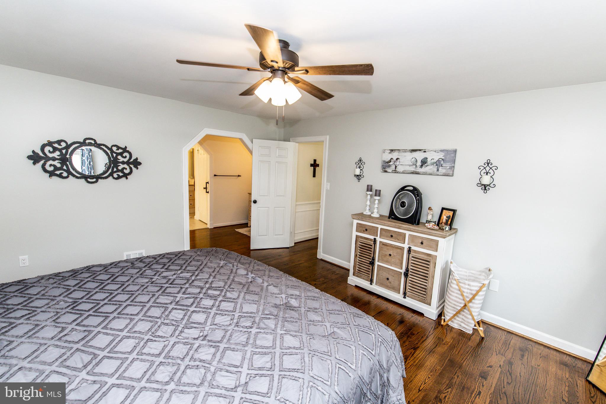 525 Post Oak Road Annapolis, MD 21401 - Photo 39 of 92 Primary suite