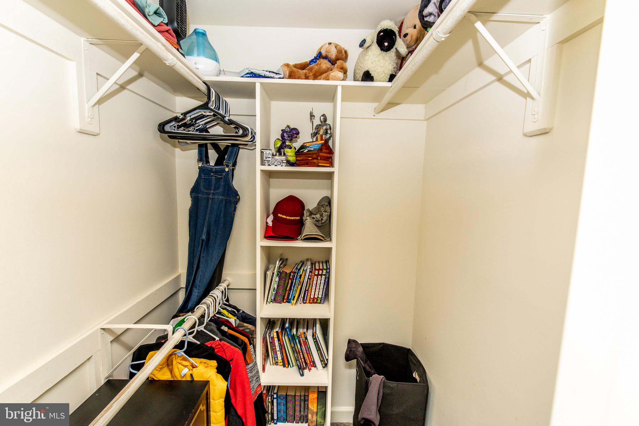 525 Post Oak Road Annapolis, MD 21401 - Photo 48 of 92 Bedroom 2 closet