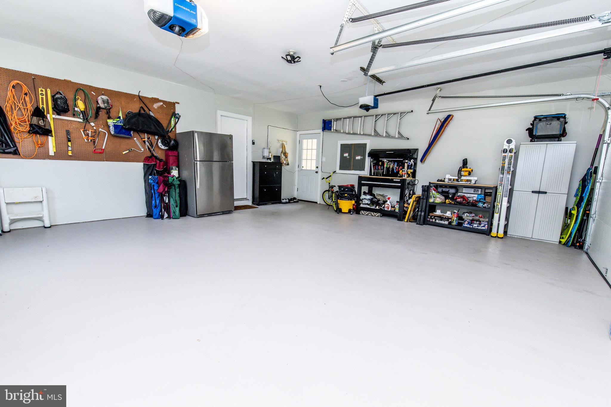 525 Post Oak Road Annapolis, MD 21401 - Photo 63 of 92 2 car garage