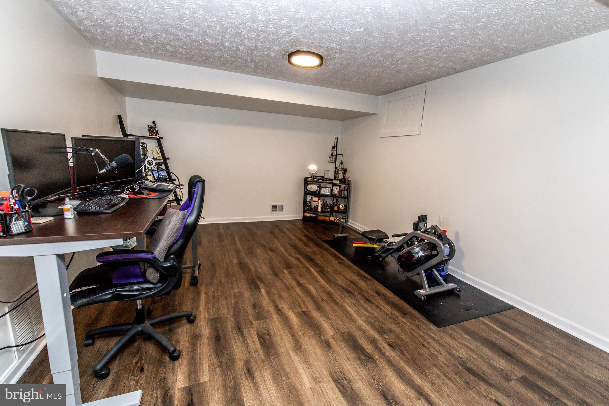 525 Post Oak Road Annapolis, MD 21401 - Photo 68 of 92 Lower level family room