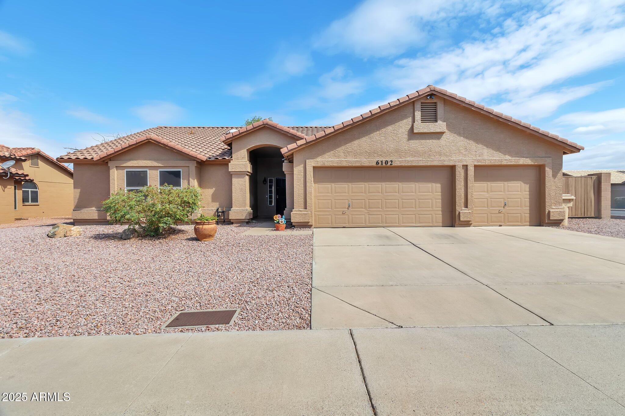 6102 West Shangri-la Road Glendale, AZ 85304 - Photo 2 of 25 Front 2