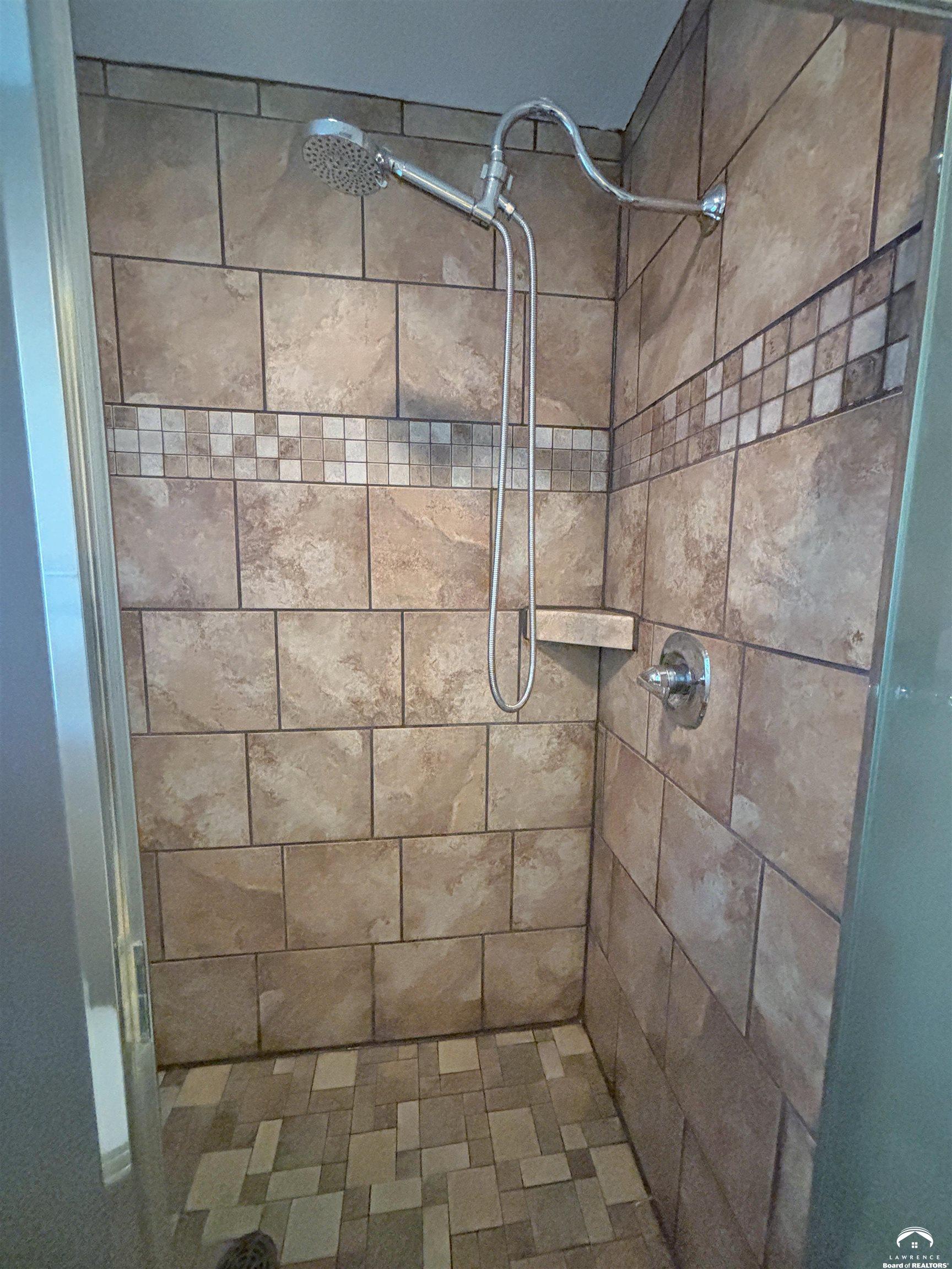 850 North 1663 Road Lawrence, KS 66049 - Photo 50 of 87 Gallery Image 50