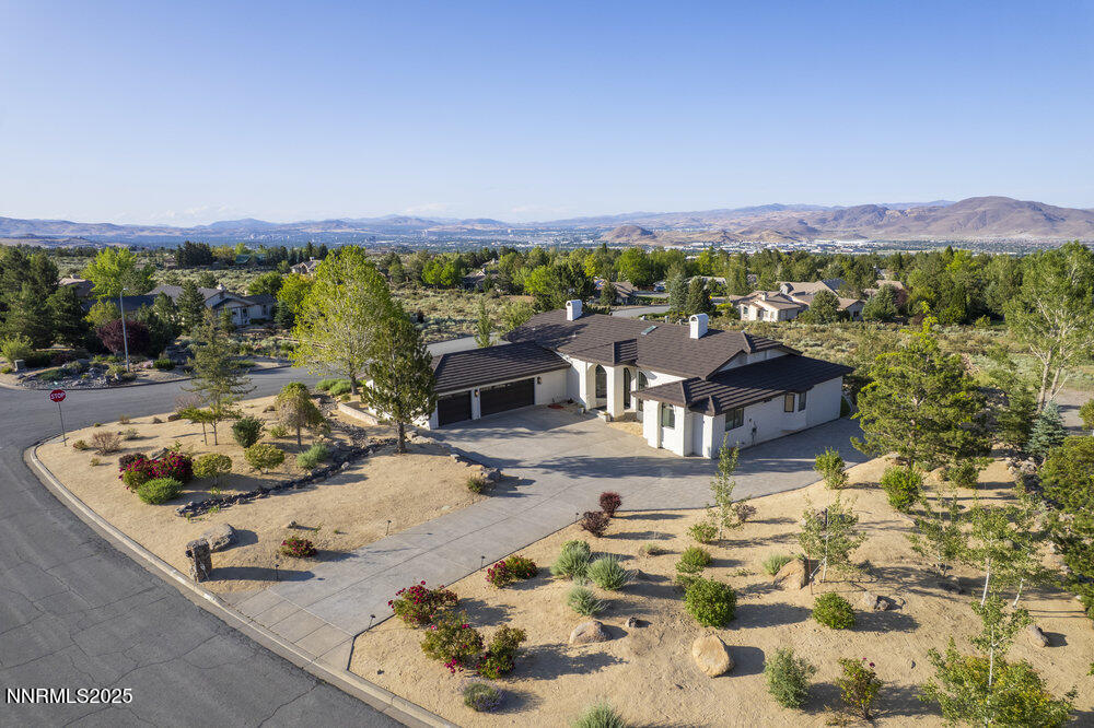 14210 Saddlebow Court Reno, NV 89511 - Photo 26 of 31 001_dji_0002_609