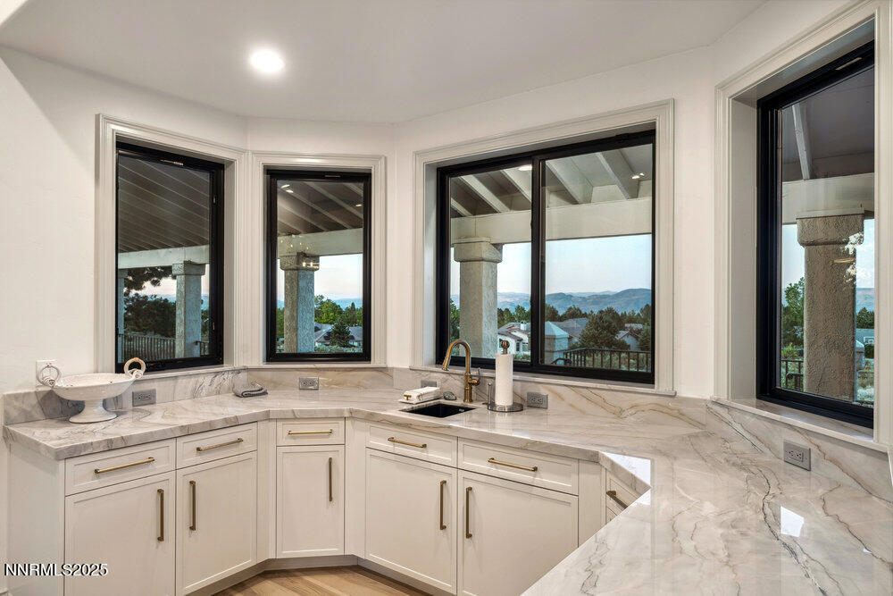 14210 Saddlebow Court Reno, NV 89511 - Photo 8 of 31 013_dsc06287_737