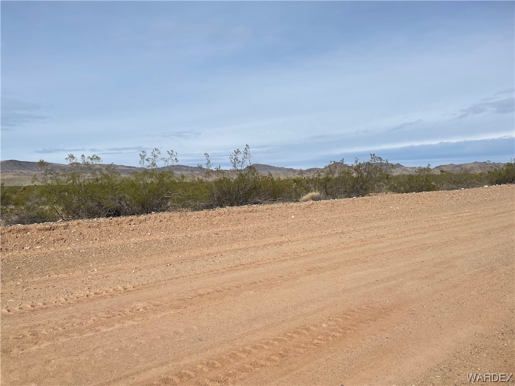 2.18 Egar Road Golden Valley, AZ 86413 - Photo 5 of 12