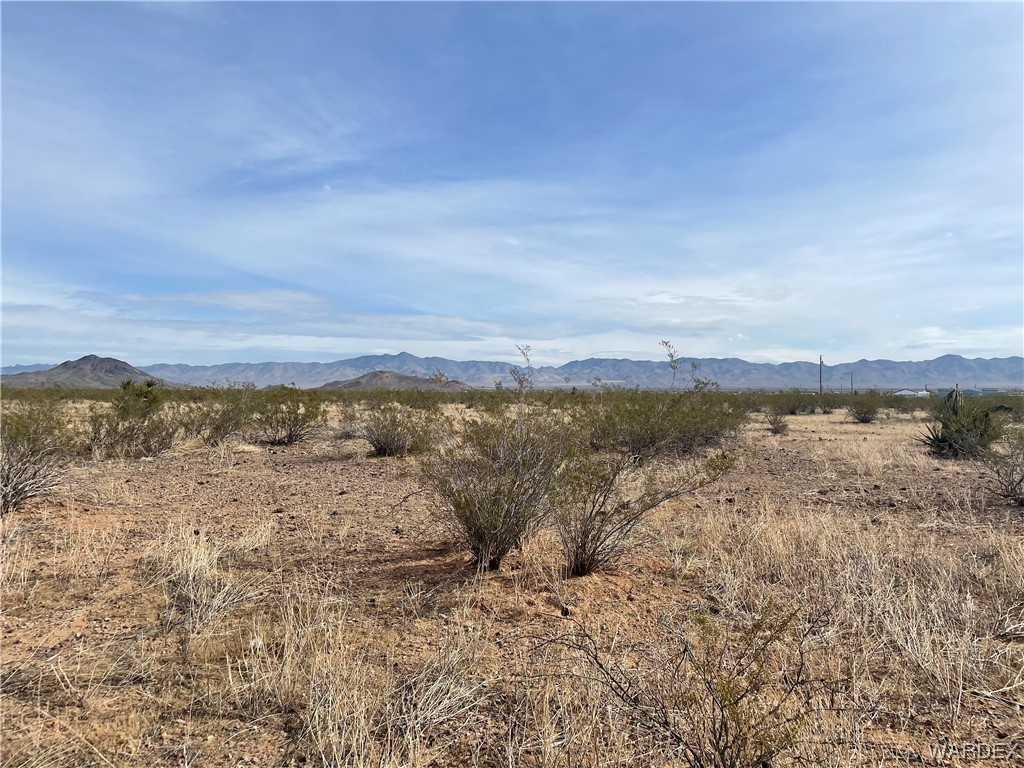 2.18 Egar Road Golden Valley, AZ 86413 - Photo 8 of 12