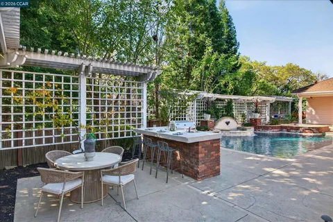 $4,095,000 | 3 Brooktree Drive, Danville, CA 94506