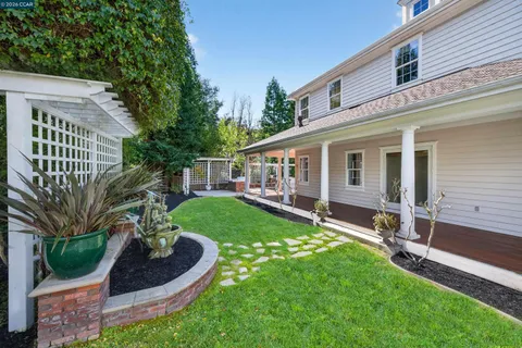 $4,095,000 | 3 Brooktree Drive, Danville, CA 94506