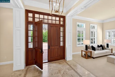 $4,095,000 | 3 Brooktree Drive, Danville, CA 94506