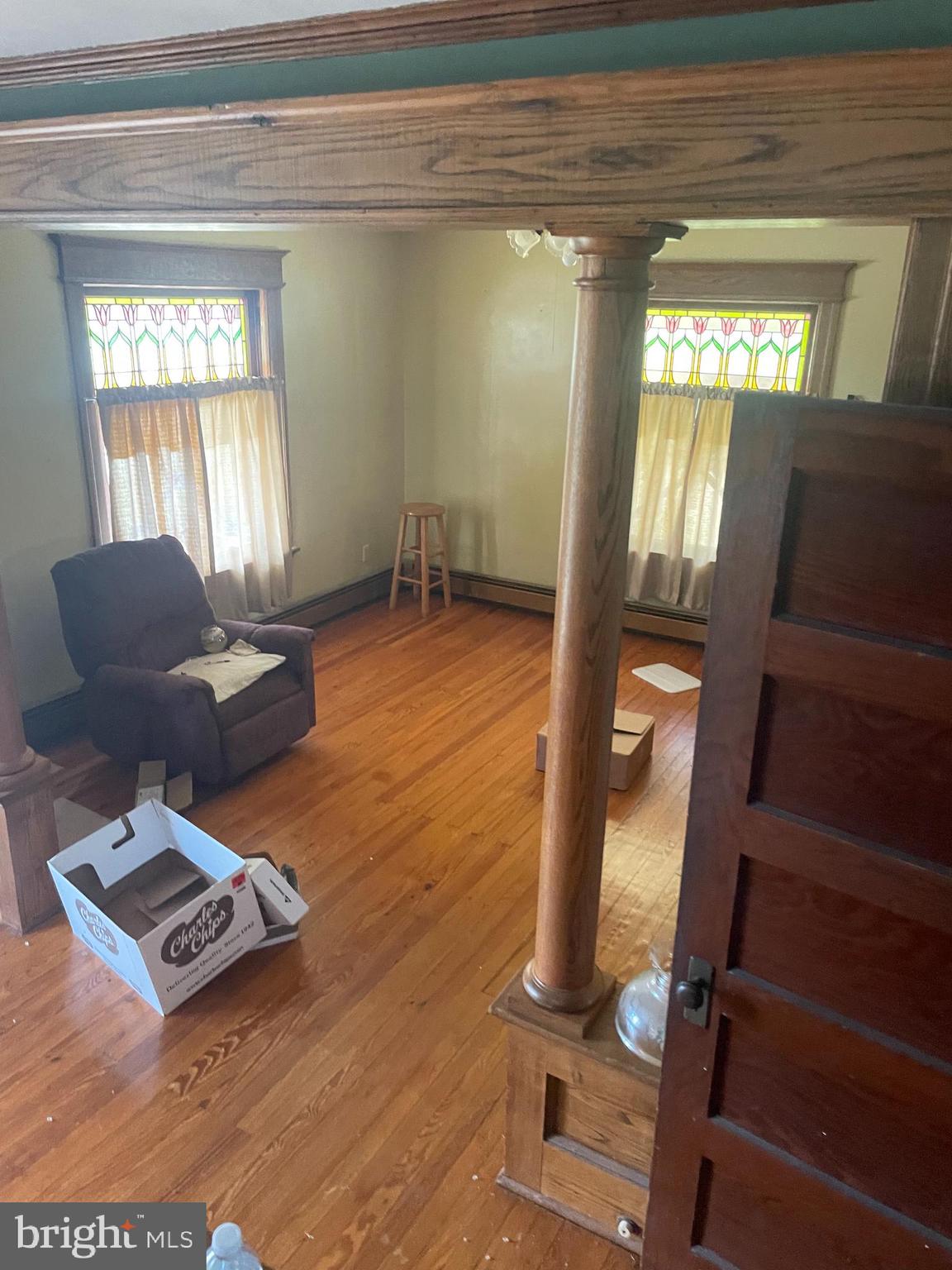 689 Centerton Road Elmer, NJ 08318 - Photo 14 of 34 Living Room