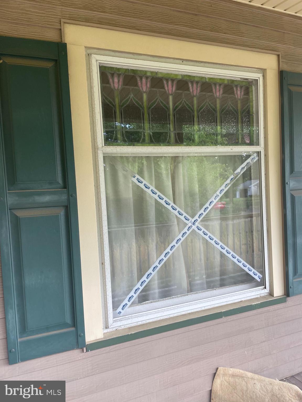 689 Centerton Road Elmer, NJ 08318 - Photo 34 of 34 stain glass windows