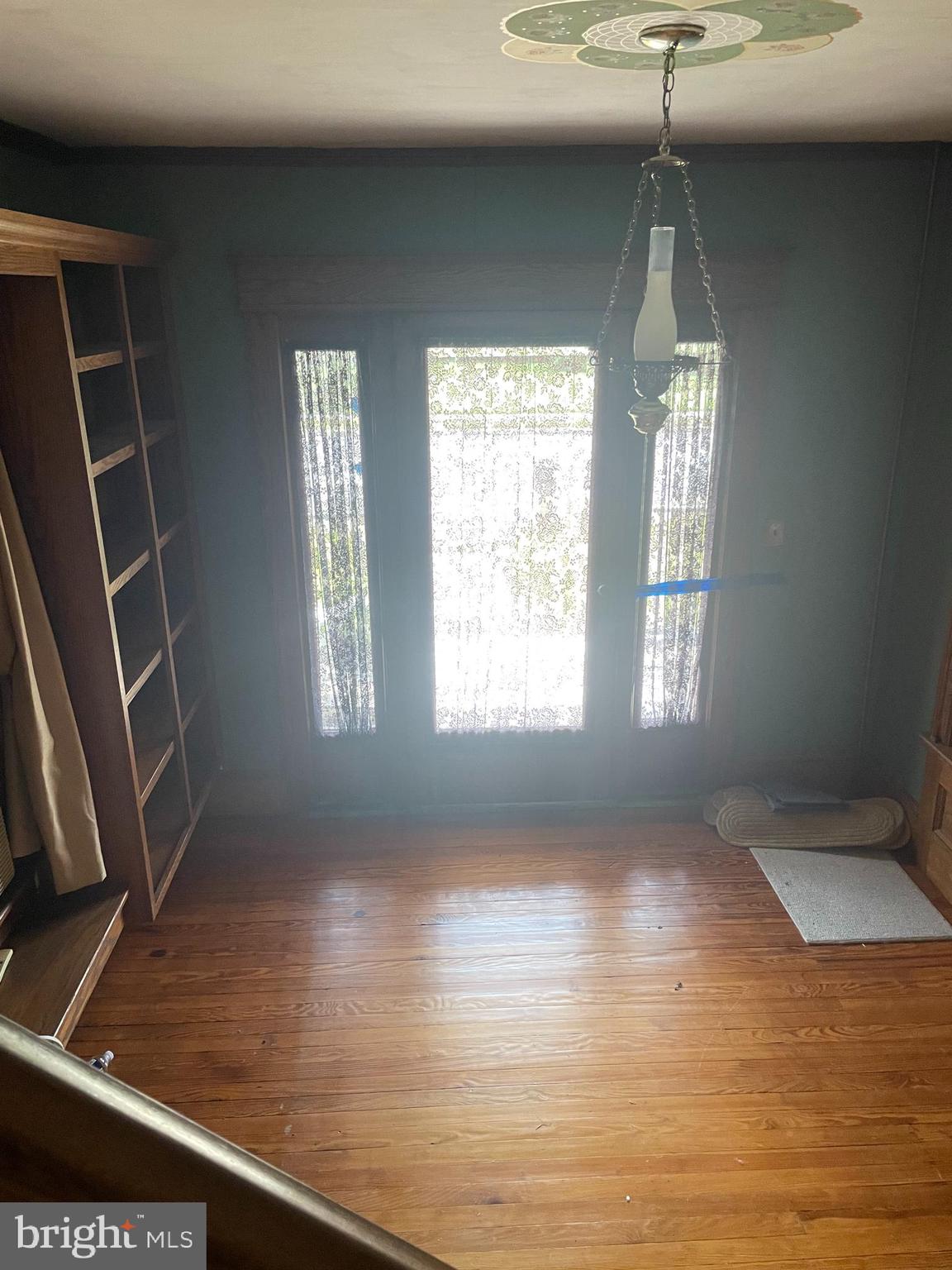 689 Centerton Road Elmer, NJ 08318 - Photo 4 of 34 Entry Way