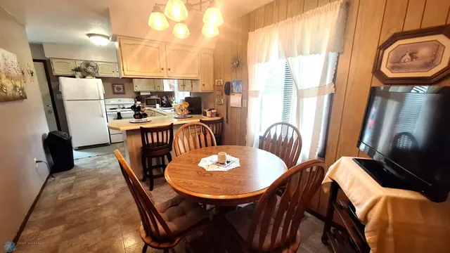 $80,000 | 9749 134th Avenue Northeast, Cavalier, ND 58220