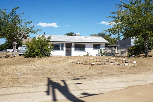 $129,000 | 5478 Vista Grande Drive, Weldon, CA 93283