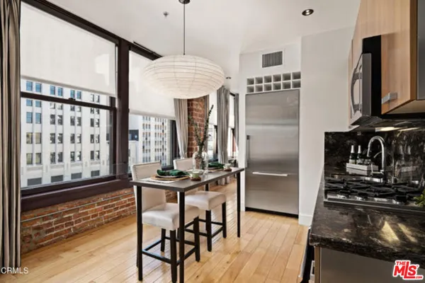 $2,300 | 460 South Spring Street, Unit 601, Los Angeles, CA 90013