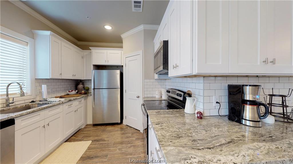 604 Clay Street Bryan, TX 77801 - Photo 13 of 16