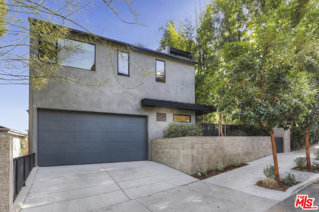 1508 Elevado Street Los Angeles, CA 90026 - Photo 3 of 38