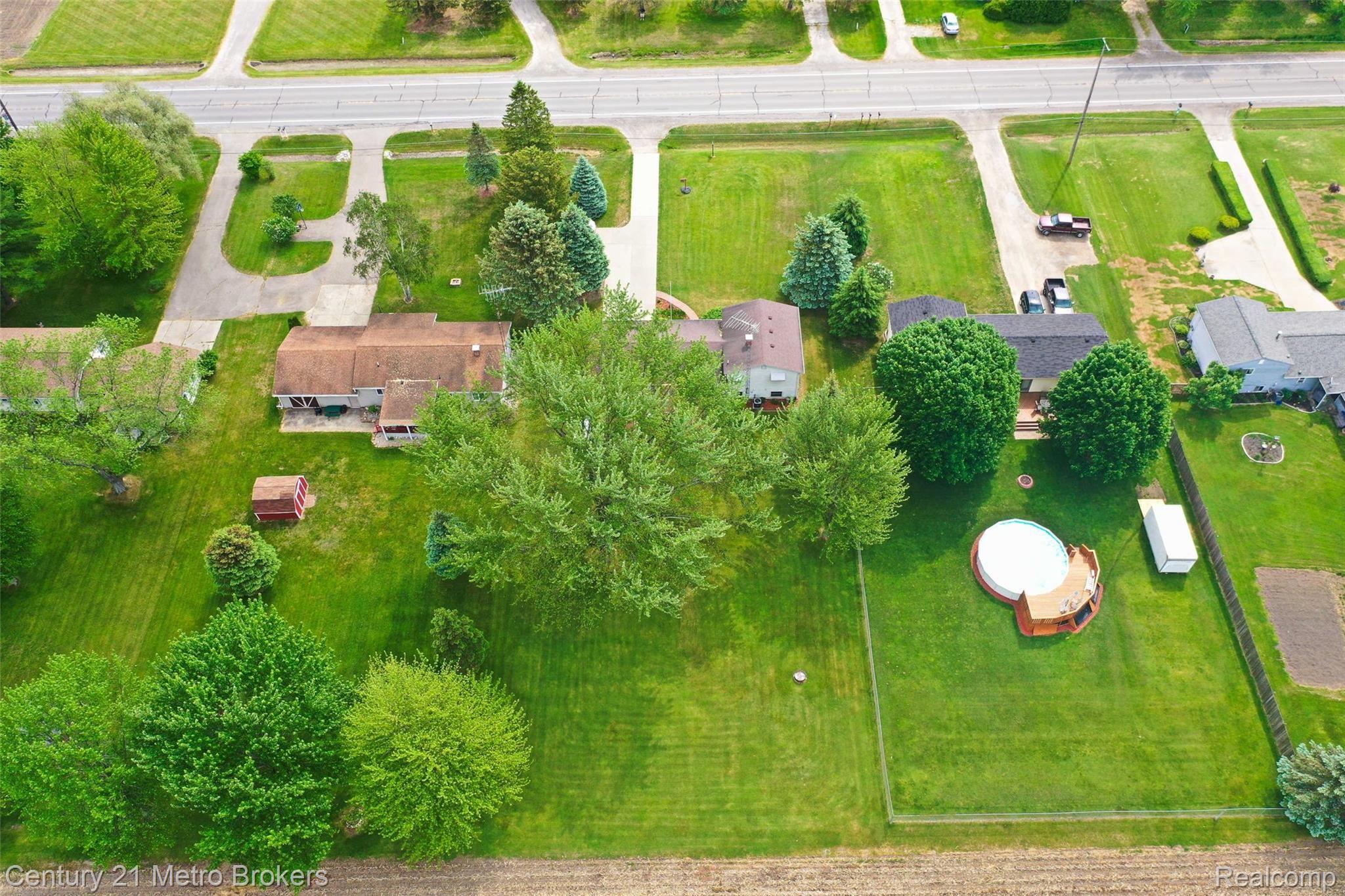 12772 Gera Road Birch Run, MI 48415 - Photo 52 of 62 12772-Gera-Rd-52 Outside.jpg