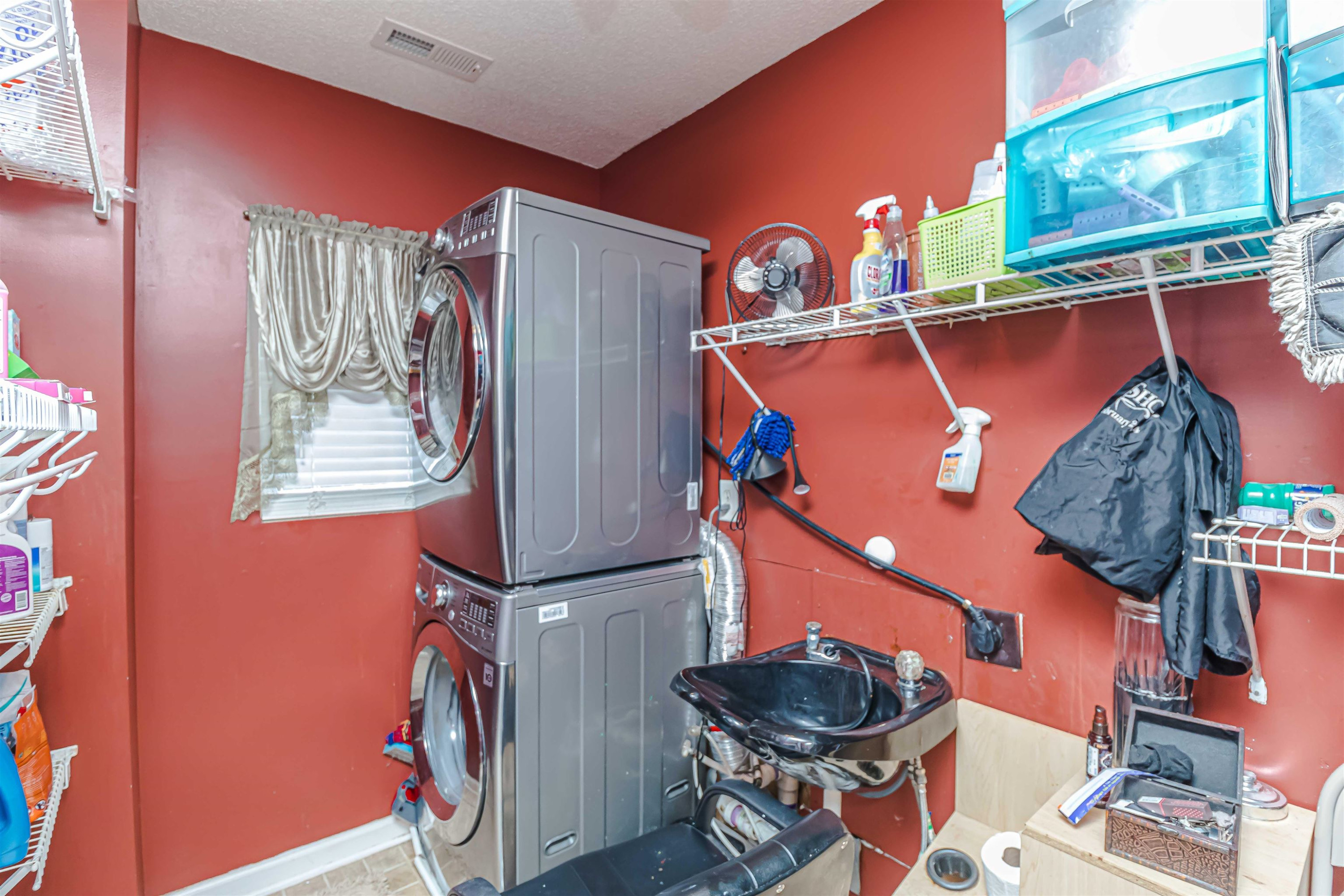 2443 Quarry Ridge Lane Raleigh, NC 27610 - Photo 17 of 26 Laundry