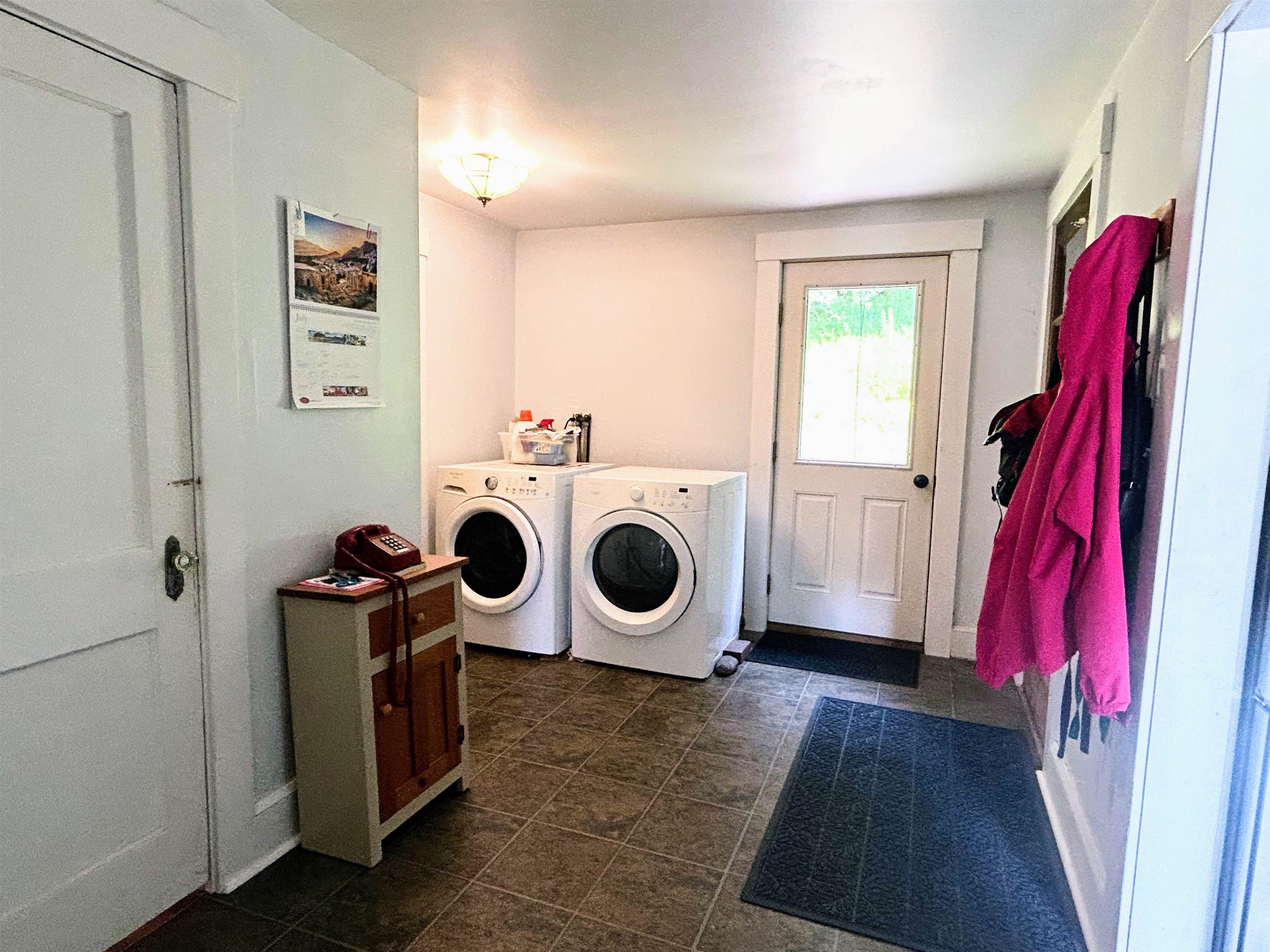 57 Reservoir Road Springfield, VT 05156 - Photo 20 of 38