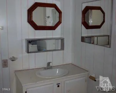 $131,000 | 2178 Thrush Avenue, Unit J, Oxnard, CA 93033