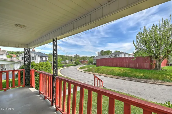 $299,900 | 629 Branch Street, Unit 11, Kingsport, TN 37660