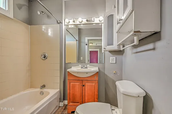 $299,900 | 629 Branch Street, Unit 11, Kingsport, TN 37660