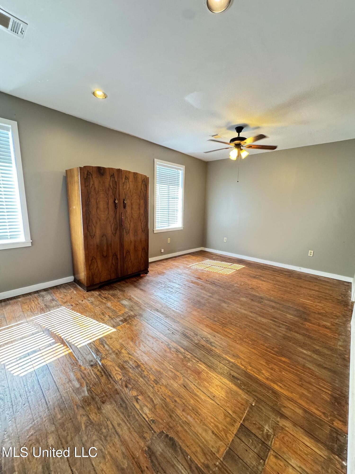 306 South Rankin Street Natchez, MS 39120 - Photo 41 of 48 2nd level: First bedroom