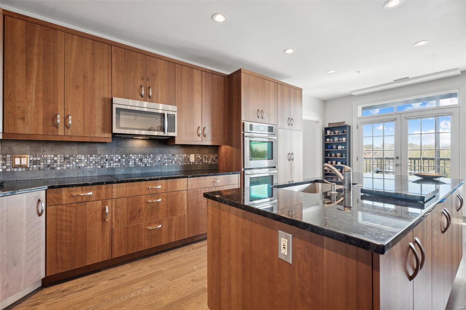 750 South Hanley Road, Unit 24 St. Louis, MO 63105 - Photo 11 of 39 Gallery Image 11