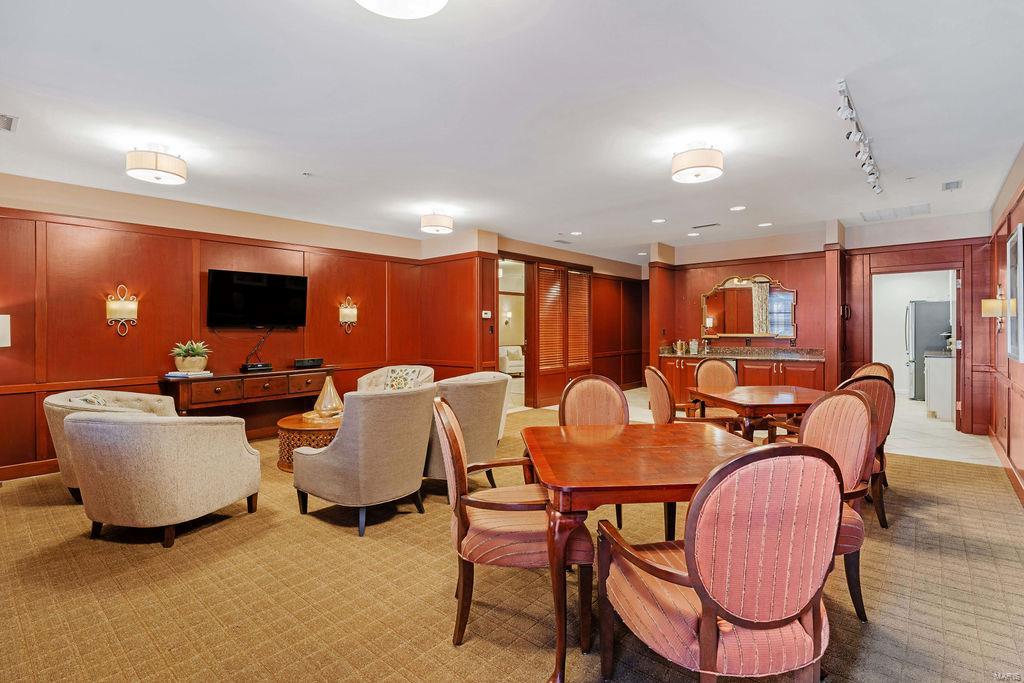 750 South Hanley Road, Unit 24 St. Louis, MO 63105 - Photo 25 of 39 Gallery Image 25