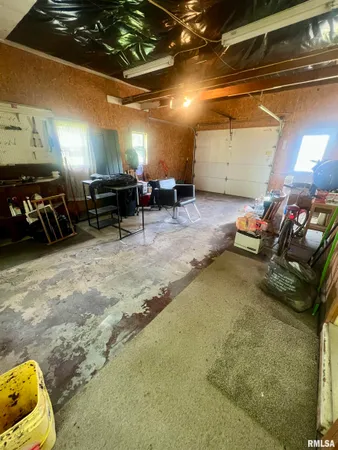 $80,000 | 101 North Cedar Street, Bowen, IL 62316