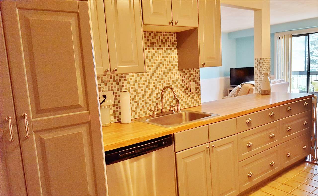39 Spit Brook Road, Unit D30 Nashua, NH 03060 - Photo 10 of 22 Gallery Image 10