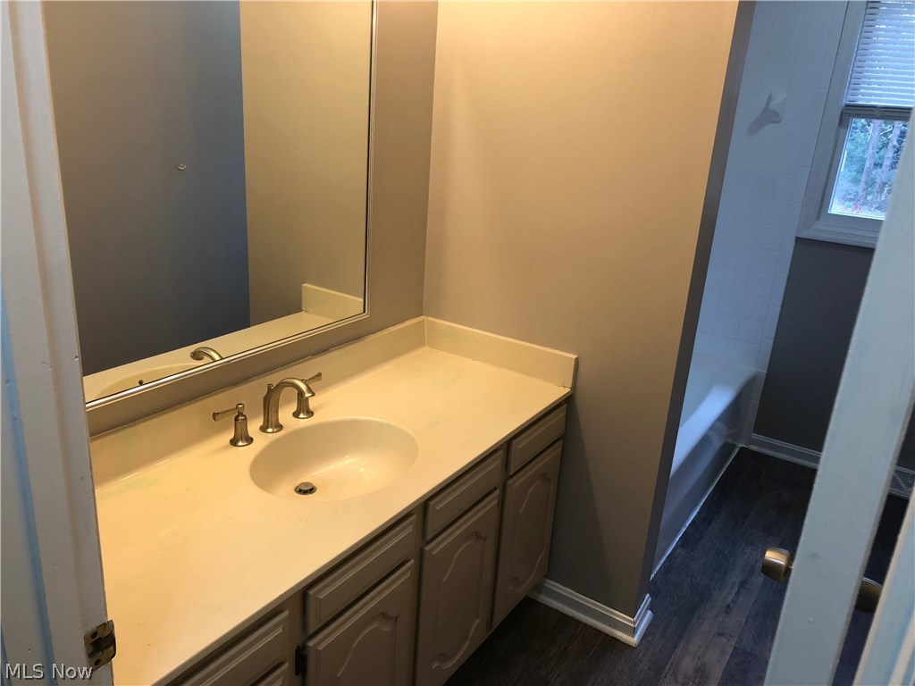 2180 Evergreen Road Perry, OH 44081 - Photo 16 of 30
