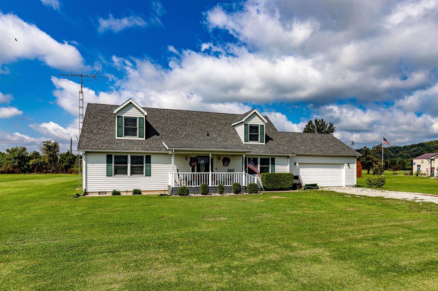 6743 Bud Ballard Road Florence, IN 47020 - Photo 4 of 38