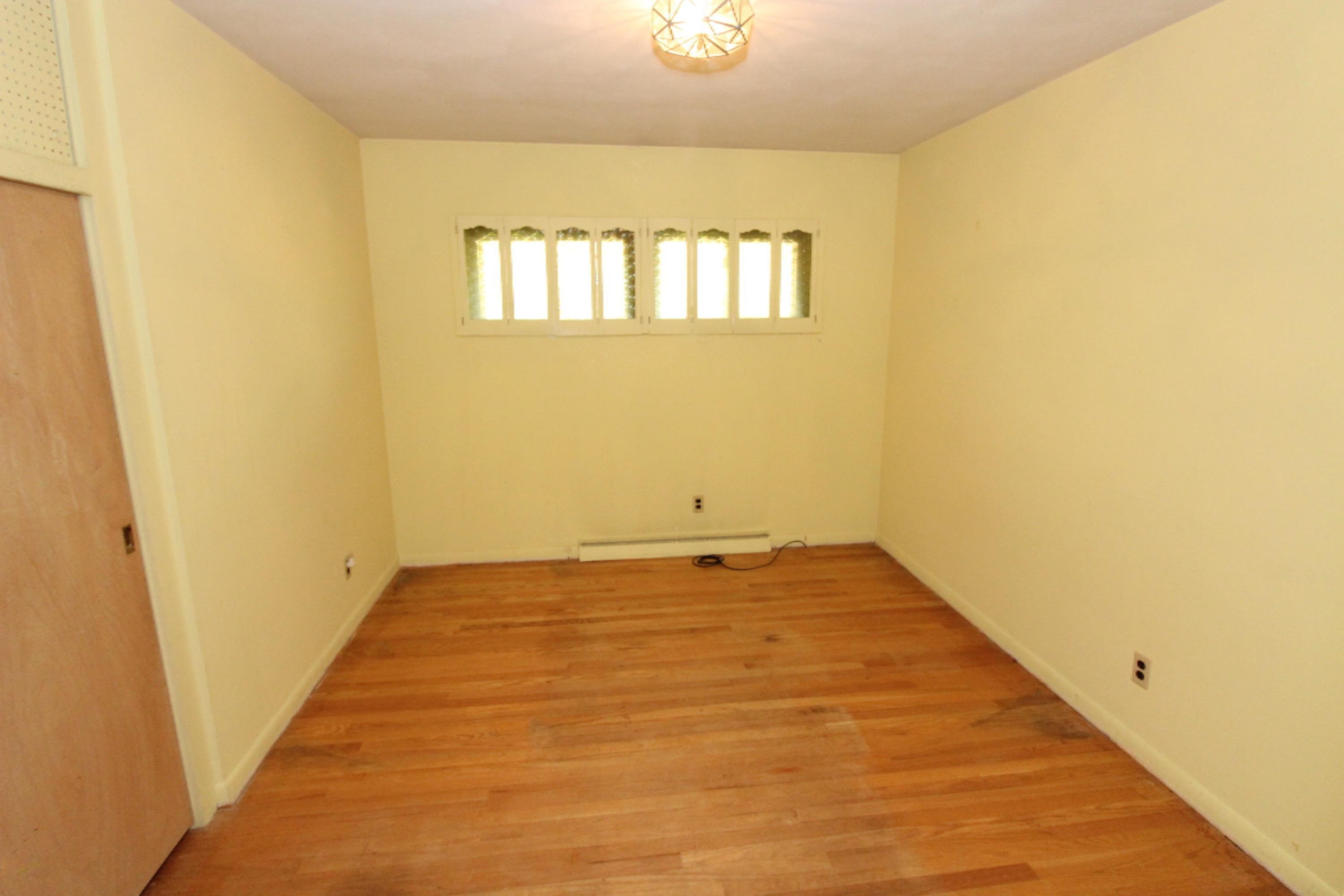 431 Chippewa Road Benton Harbor, MI 49022 - Photo 8 of 16 IMG_2170