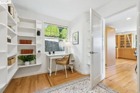 $1,395,000 | 28 Marina Ct Drive, San Rafael, CA 94901