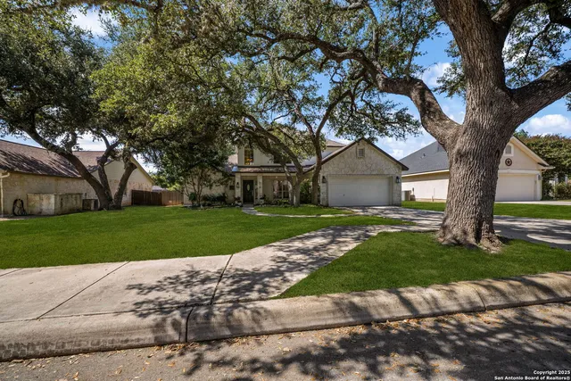 $3,200 | 210 English Oaks Circle, Boerne, TX 78006