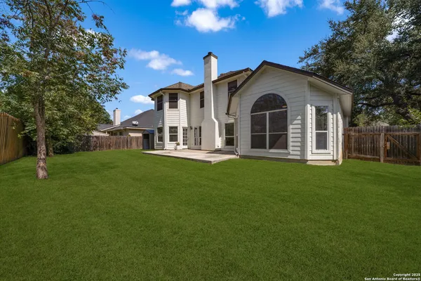 $3,200 | 210 English Oaks Circle, Boerne, TX 78006