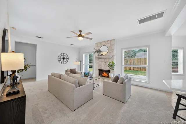 $3,200 | 210 English Oaks Circle, Boerne, TX 78006