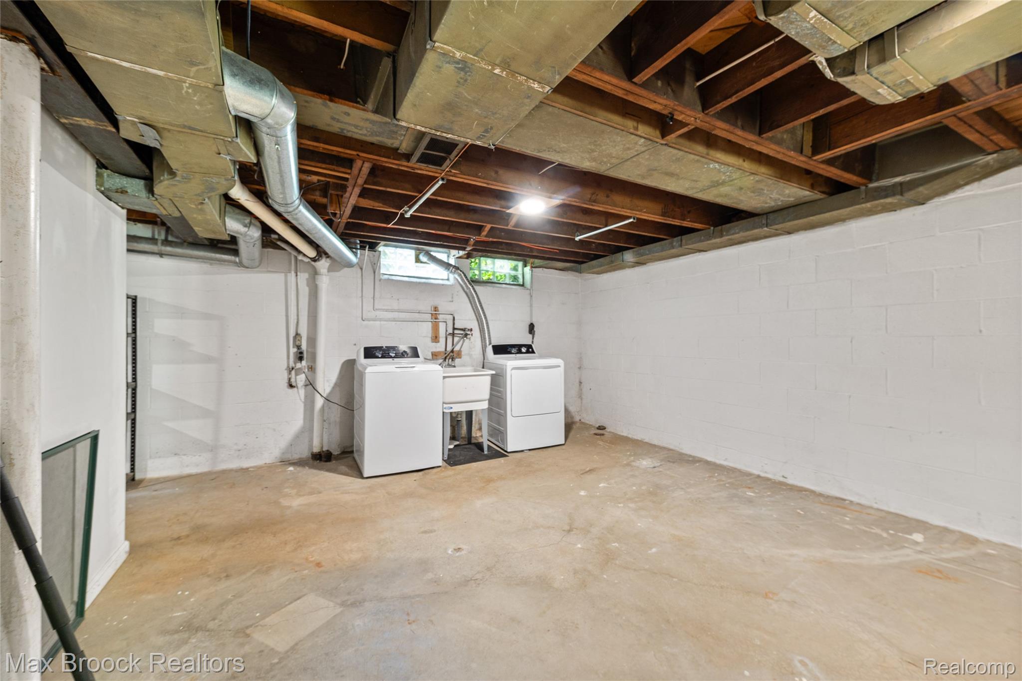 2425 Rutherford Road Bloomfield Hills, MI 48302 - Photo 34 of 35 CG72026-23.jpg