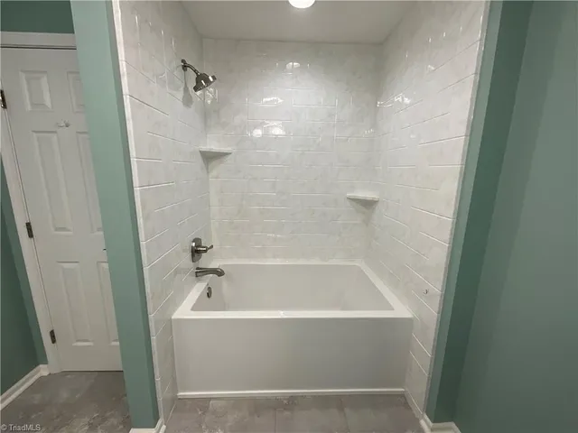 $2,300 | 27 Cherine Way, Greensboro, NC 27410