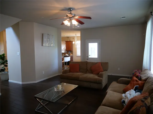 $2,000 | 3610 Canvasback Lane, Houston, TX 77047