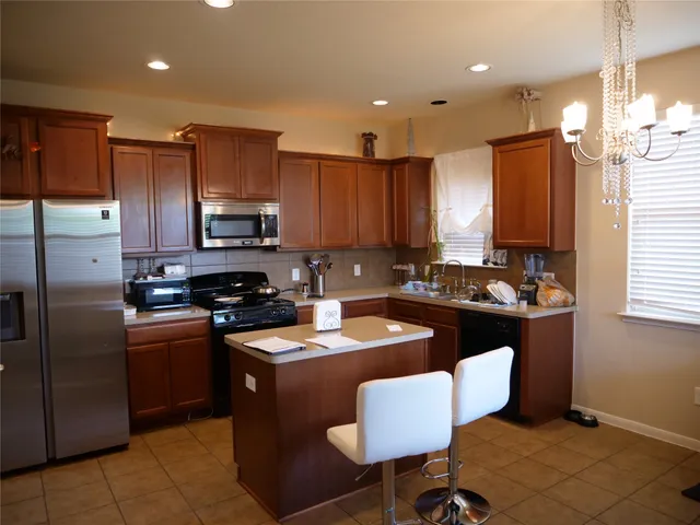 $2,000 | 3610 Canvasback Lane, Houston, TX 77047