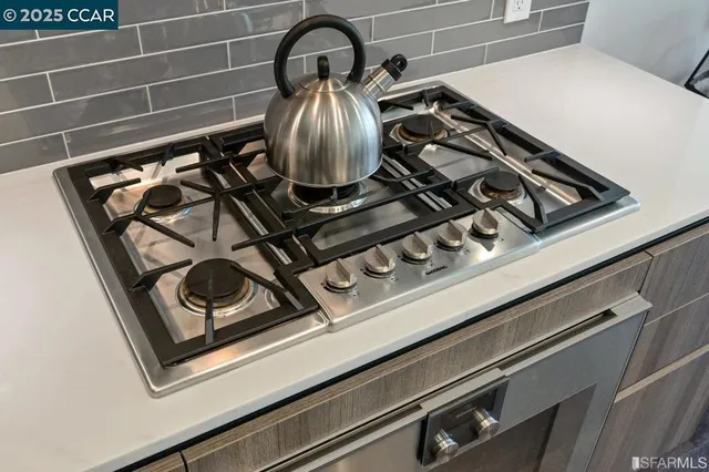 $4,550 | 1000 3rd Street, San Francisco, CA 94158