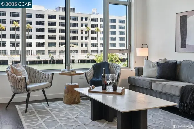 $4,550 | 1000 3rd Street, San Francisco, CA 94158