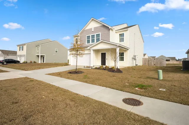 $2,800 | 420 Pender Woods Drive, Summerville, SC 29486