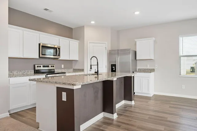 $2,800 | 420 Pender Woods Drive, Summerville, SC 29486